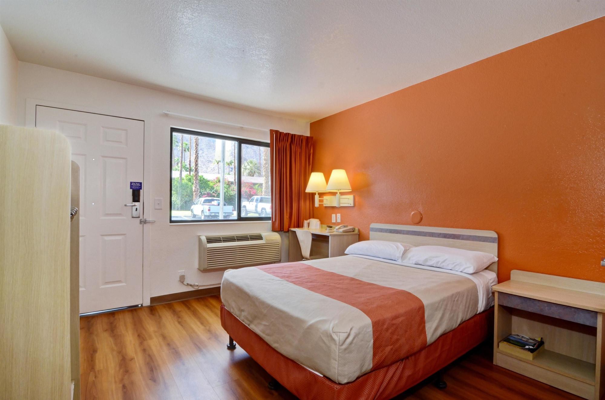 Motel 6-Palm Springs, Ca - East - Palm Canyon Exterior photo