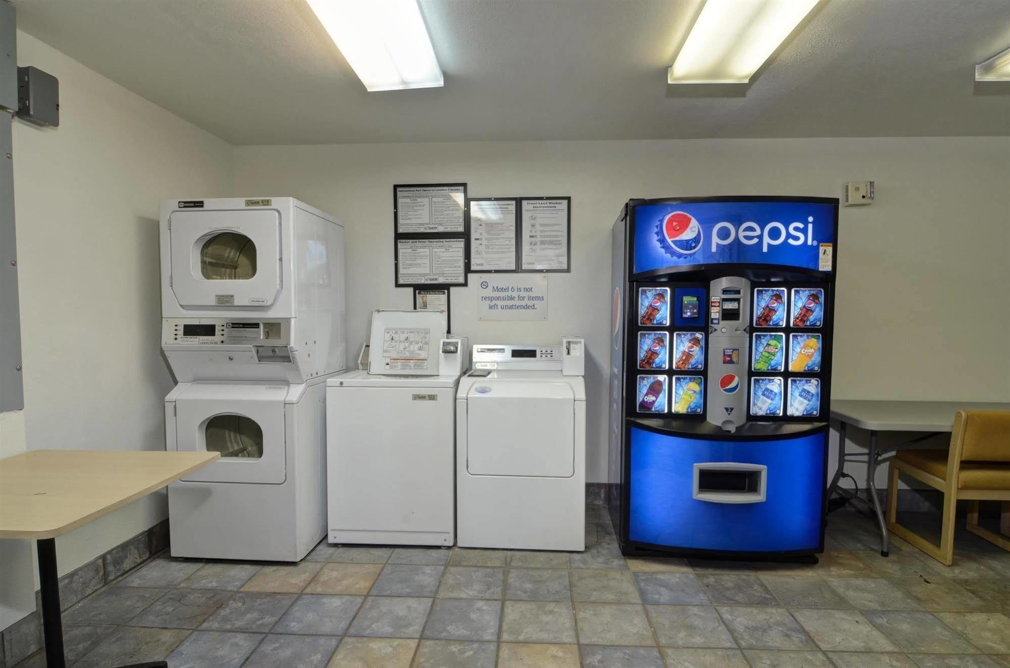 Motel 6-Palm Springs, Ca - East - Palm Canyon Exterior photo