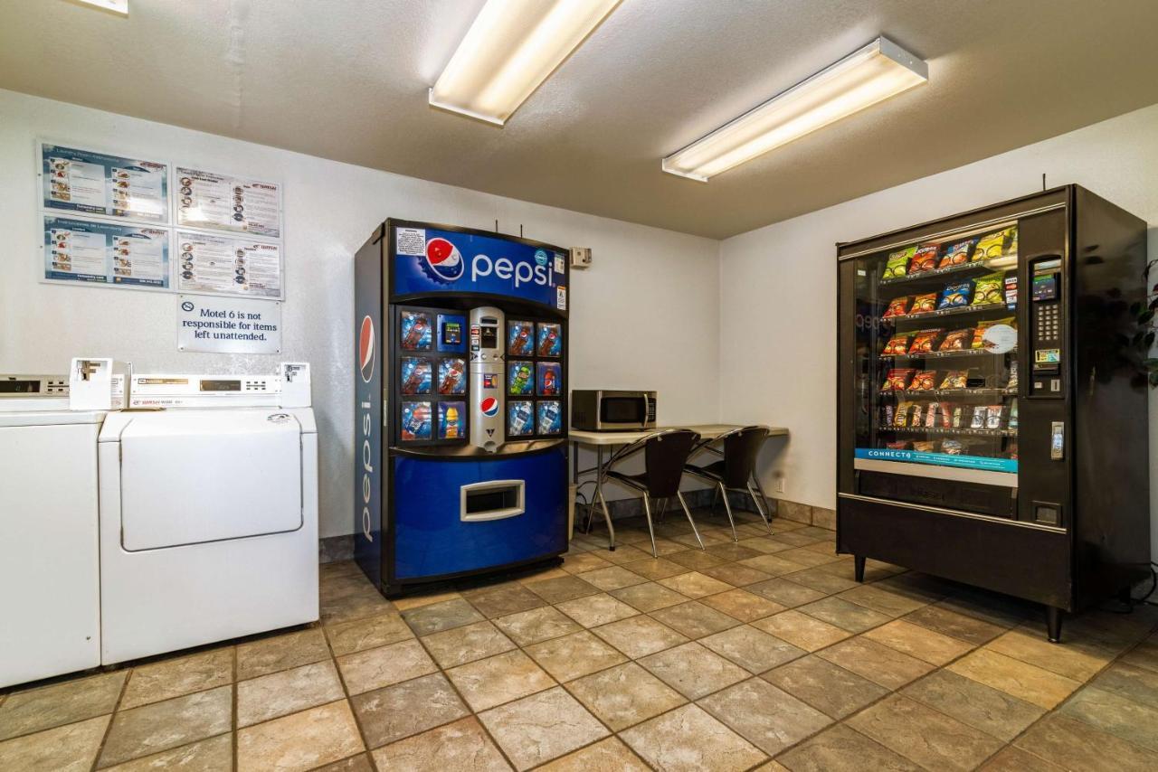 Motel 6-Palm Springs, Ca - East - Palm Canyon Exterior photo